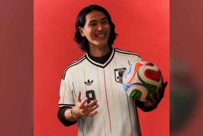 Jepun tidak pernah menghampakan peminat bola sepak dunia dengan rekaan jersi mereka.