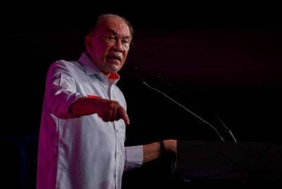 Anwar semasa Majlis Pelancaran Jentera Pakatan Harapan untuk Pilihanraya Negeri Johor di Batu Pahat, Johor. Foto: IZZUDDIN ABD RADZAK/Pejabat Perdana Menteri.