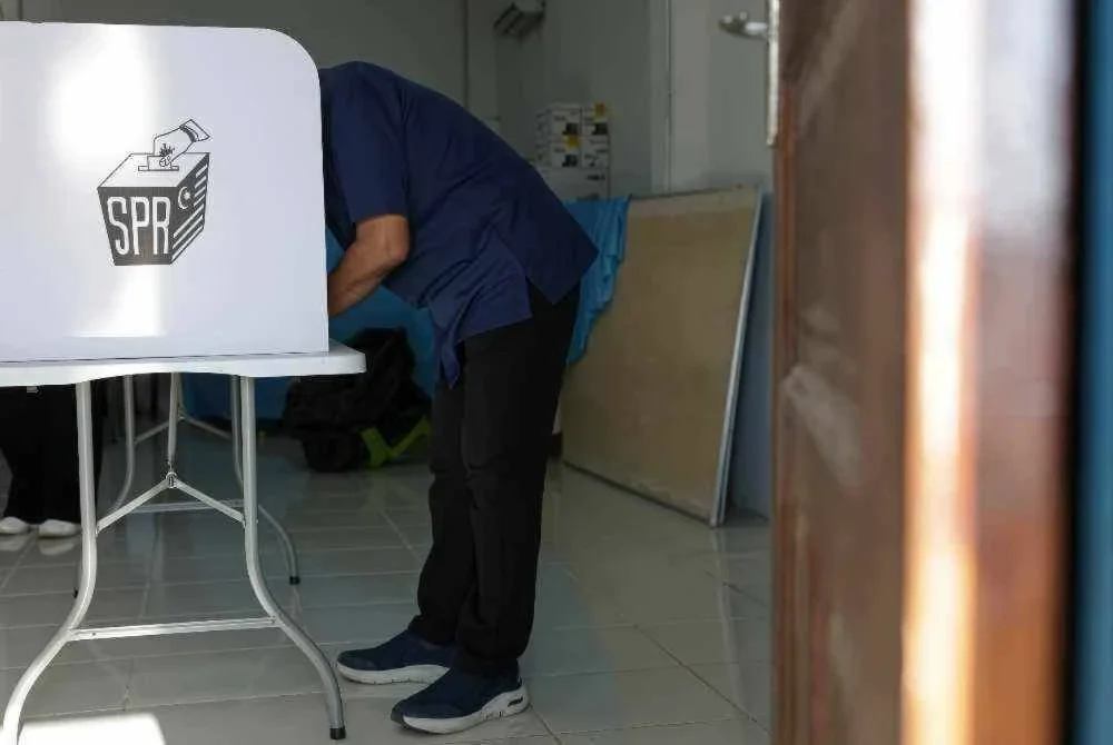 Di sinilah kebijaksanaan para pengundi diperlukan untuk menilai sama ada penyelesaian yang ditawarkan bersifat pragmatik dan tidak menjejaskan kedudukan kewangan kerajaan.Gambar hiasan