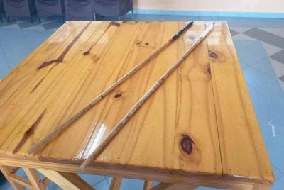 Dua rotan yang digunakan oleh tukang sebat penjara bagi pelaksanaan hukuman sebatan ke atas pesalah syariah di Mahkamah Penjara Marang pada Ahad.