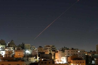 Iran melancarkan serangan ke atas Israel pada Ahad. Foto Anadolu