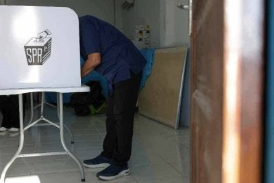 Di sinilah kebijaksanaan para pengundi diperlukan untuk menilai sama ada penyelesaian yang ditawarkan bersifat pragmatik dan tidak menjejaskan kedudukan kewangan kerajaan.Gambar hiasan