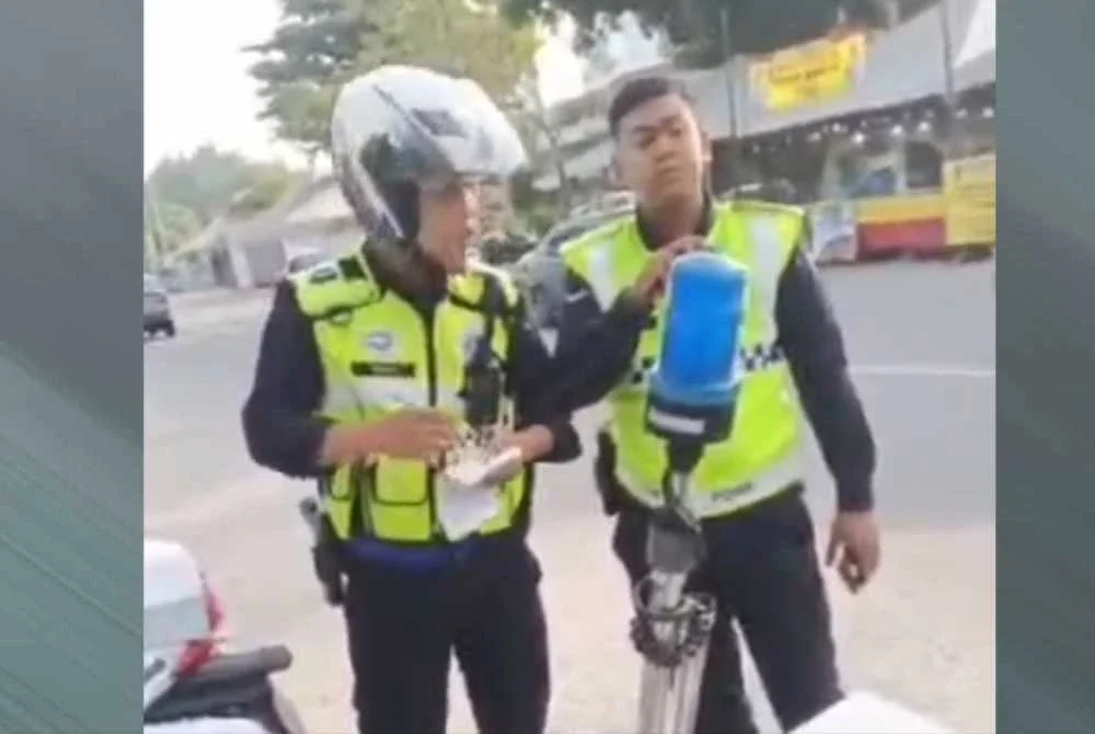 Tindakan seorang lelaki merakam video sambil mengeluarkan kata-kata kesat terhadap anggota polis kerana tidak berpuas hati disaman atas kesalahan lalu lintas membawa padah