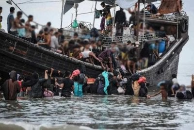 Tular petisyen meminta warga pelarian Rohingya dihalau pulang kerana kehadiran mereka telah mengganggu gugat sumber dan infrastruktur negara.