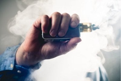Vape kini tidak lagi sekadar digunakan untuk pengambilan nikotin sebaliknya semakin jelas disalahgunakan sebagai medium pengambilan dadah dan bahan terlarang. Gambar hiasan 