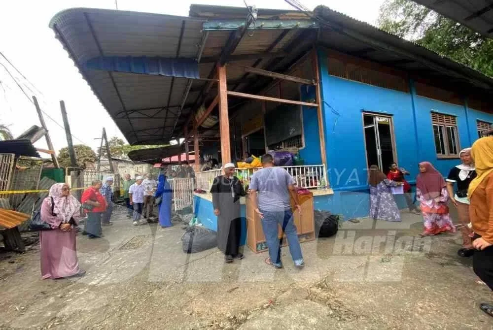 Surau berkenaan telah melalui tiga kali kerja baik pulih sepanjang hayatnya dan sentiasa menjadi pusat ibadah serta aktiviti keagamaan penduduk setempat.
Foto:SINAR HARIAN/HAZELEN LIANA KAMARUDIN