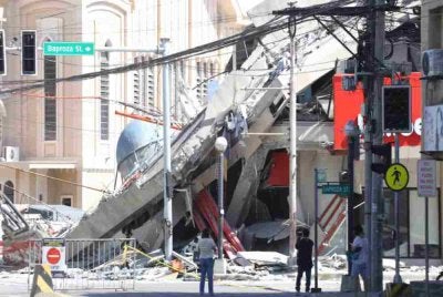 Gempa kuat itu mengakibatkan kemusnahan struktur yang meluas di lokasi terjejas. Sumber foto: AFP/ AGENSI