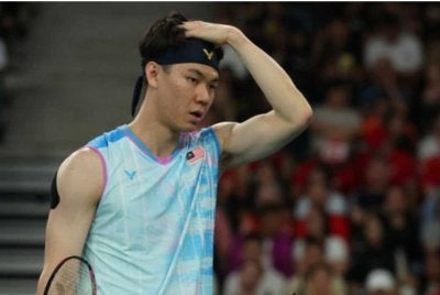 Zii Jia kalah kepada pemain Taiwan, Lee Chia Hao,  21-13, 24-22 dalam kejohanan Super 500 itu. Foto fail Bernama
