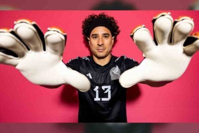 Ochoa akan menjadi pemain pertama beraksi dalam enam edisi Piala Dunia jika diturunkan dalam perlawanan menentang Afrika Selatan awal pagi Jumaat. Foto Agensi