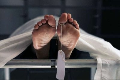 Mangsa meninggal dunia selepas ditikam suami.