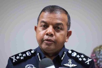 Ayob Khan bercakap pada sidang media pada Program Lawatan Hospital sempena Hari Polis ke 219 di Tunku Ampuan Besar Tuanku Aishah Rohani Hospital, UKM pada Khamis. Foto Bernama 