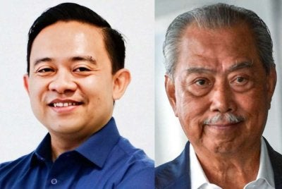 Wan Saiful (gambar kiri) berkata, Muhyiddin hanya terlibat pada peringkat akhir dan tidak seharusnya diberikan kredit secara eksklusif terhadap pembentukan PN.