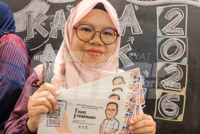 Nur Azian mencatat kemenangan berturut-turut dari Januari hingga April dalam Pertandingan Karya Anak Pahang.