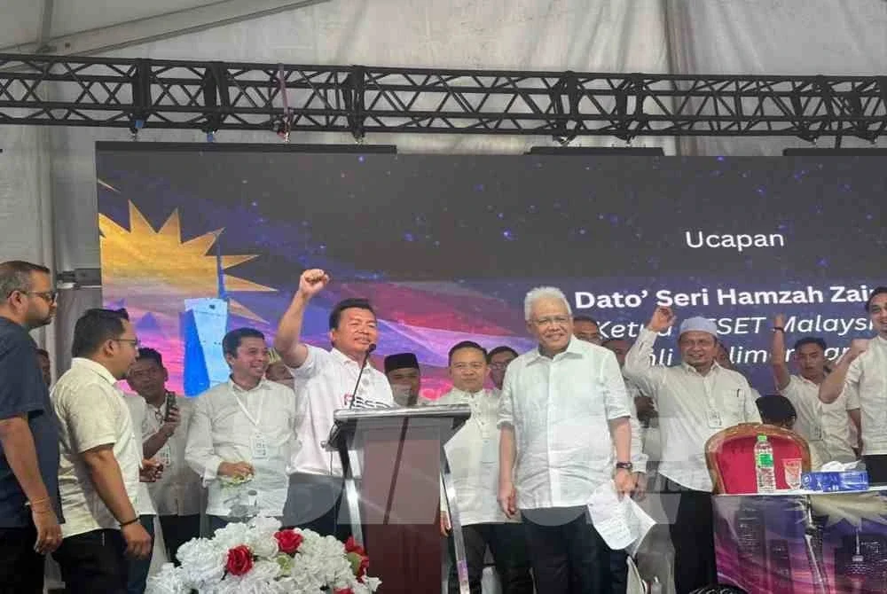 Gerakan Reset Malaysia yang diterajui Datuk Seri Hamzah Zainudin dilihat semakin mendapat perhatian apabila berjaya menghimpunkan ramai penyokong dalam konvensyen sulungnya di Tanah Merah.