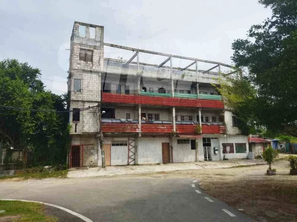 Flat warga asing tular dikaitkan dengan etnik Rohingya di Sungai Tekali.