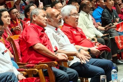 Aminuddin (depan, kiri) pada Majlis Pelancaran Jentera PH Negeri Sembilan.