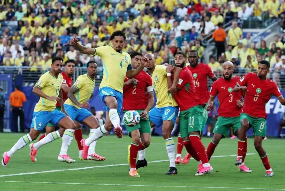 Aksi Brazil dan Qatar berakhir 1-1 untuk kedua-dua pasukan berkongsi satu mata. Foto: Agensi