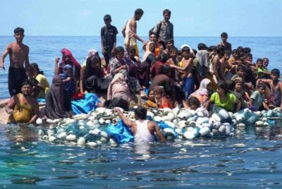 Kira-kira 5,000 pelarian Rohingya dipercayai lemas di laut sejak sedekad lalu. Foto Agensi