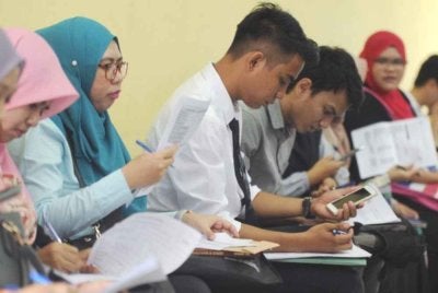 Kerajaan perlu mengambil pendekatan lebih proaktif bagi mengurangkan kadar pengangguran. Gambar hiasan