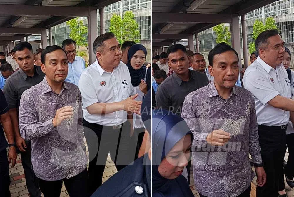 Onn Hafiz bersama Anthony Loke tiba di Stesen Keretapi Kulai pada Selasa.
