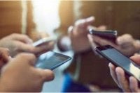 Penerima yang layak akan menerima SMS secara berperingkat bermula 23 Jun ini bagi membolehkan mereka membuat pengesahan maklumat dan mengemukakan permohonan melalui Portal Baucar KitaSelangor. Foto hiasan 