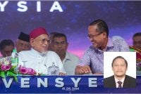 Pelbagai spekulasi timbul mengenai masa depan Perikatan Nasional (PN) susulan pemutusan hubungan antara Pas dan Bersatu. Gambar kecil: Muhammad Afifi Abdul Razak