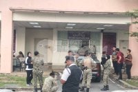 Kedua-dua mangsa dibawa ke HSB untuk menjalani proses bedah siasat.