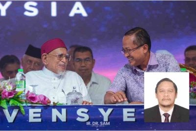 Pelbagai spekulasi timbul mengenai masa depan Perikatan Nasional (PN) susulan pemutusan hubungan antara Pas dan Bersatu. Gambar kecil: Muhammad Afifi Abdul Razak