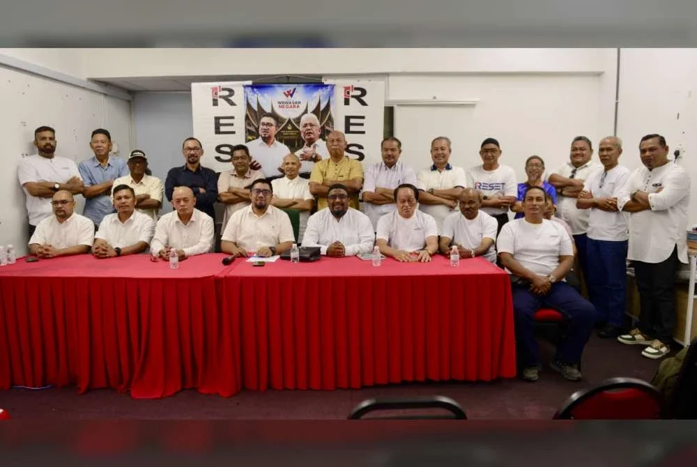 Chegubard bersama jentera parti Wawasan Negeri Sembilan.