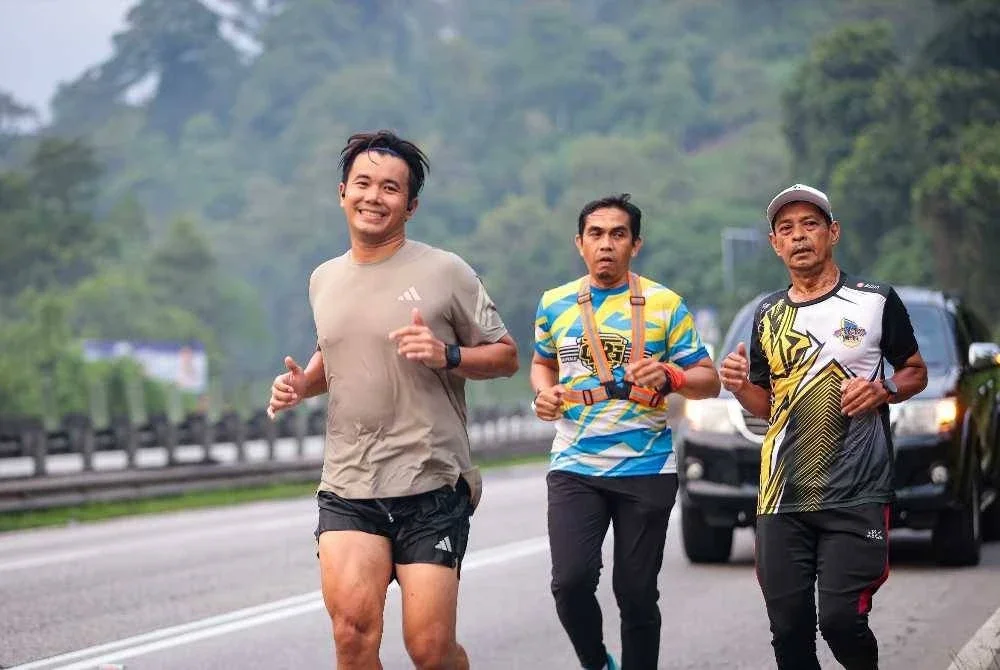 Lutut kanan cedera, Ketua Penerangan Pemuda MCA teruskan larian solidariti DAK