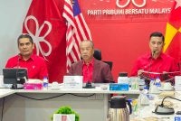 Muhyiddin mempengerusikan Mesyuarat Majlis Pimpinan Tertinggi di Ibu Pejabat Bersatu di Petaling Jaya pada Selasa.