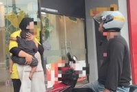 Tangkap layar video kejadian yang tular di media sosial.
