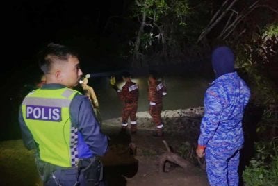 Seorang kanak-kanak lelaki berusia lapan tahun dikhuatiri lemas selepas dilaporkan hilang di Sungai Ganggarak Permai, Labuan pada Rabu. Foto APM Labuan
