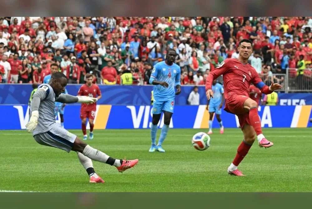 Ronaldo bermain penuh 90 minit ketika menentang Congo, namun hanya melepaskan tiga percubaan dan tiada satu pun tepat ke sasaran. Foto Agensi
