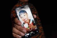 Operasi mencari dan menyelamat (SAR) kanak-kanak lelaki, Putra Faris Suhaimi, 8, yang dikhuatiri lemas di Sungai Ganggarak diteruskan. Foto Bernama. 
