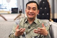 Onn Hafiz ketika sesi temu bual di Saujana Kediaman Rasmi Menteri Besar Johor pada Rabu. Foto Bernama