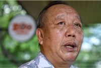 Jafry bercakap kepada pemberita selepas melawat ke Zoo Johor. Foto Bernama 