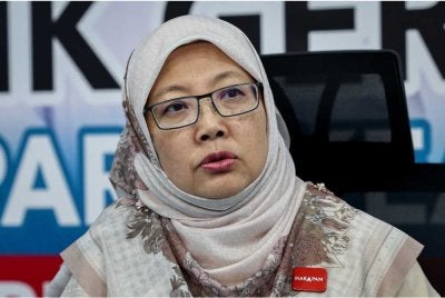 Dr Zaliha ketika sesi temu bual di Bilik Gerakan Utama PKR pada Khamis. Foto Bernama