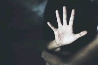 Perbuatan itu terbongkar selepas mangsa mengadu rasa sakit luar biasa pada bahagian kemaluannya. Foto hiasan 
