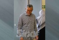 Azlan hadir ke Mahkamah Sesyen Kuala Lumpur pada Jumaat. Foto Sinar Harian - ROSLI TALIB