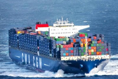 AS menarik balik sekatan tentera laut yang berlarutan selama berminggu-minggu ke atas pelabuhan Iran 