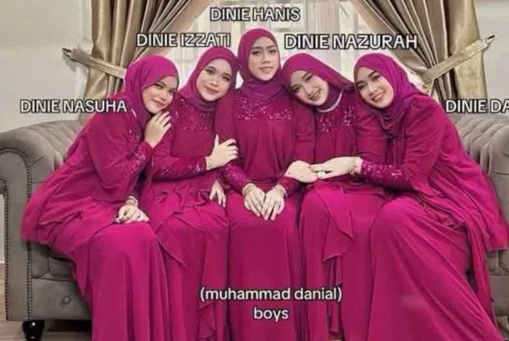 Dinie Hanis dan adiknya, Dinie Nasuha maut selepas Toyota Ulser dinaiki dalam perjalanan ke tempat berniaga bertembung dengan kereta di lokasi kejadian.