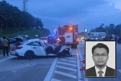 Mohamad Zekry Zuhairy (gambar kecil) disahkan meninggal dunia di lokasi kejadian.