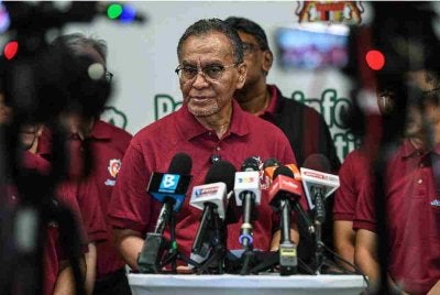 Dzulkefly bercakap pada sidang media Program Cik Era Naik MRT di Station TRX, pada Sabtu. Foto Bernama