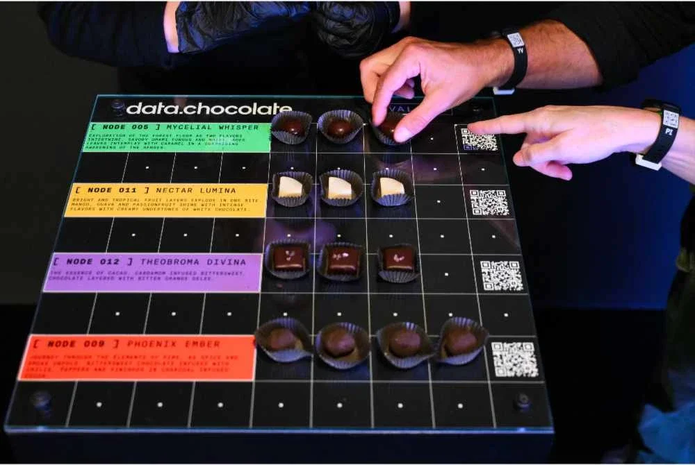 Data.Chocolate iaitu koleksi rasa yang dihasilkan bersama Valerie Confections dipamerkan untuk dinikmati pengunjung sebagai pengalaman deria rasa.