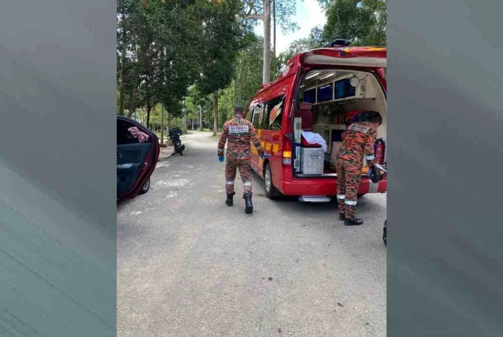 Mangsa ditemukan dalam keadaan lemah di tandas awam berhampiran kawasan Skytrex Adventure Melaka sebelum dihantar ke Hospital Melaka.