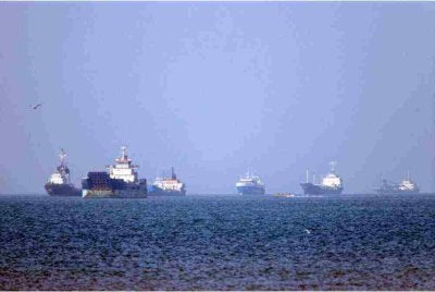 Selat Hormuz "akan ditutup" ekoran tindakan AS yang didakwa melanggar komitmen, selain pelanggaran gencatan senjata yang berterusan oleh Israel di selatan Lubnan.