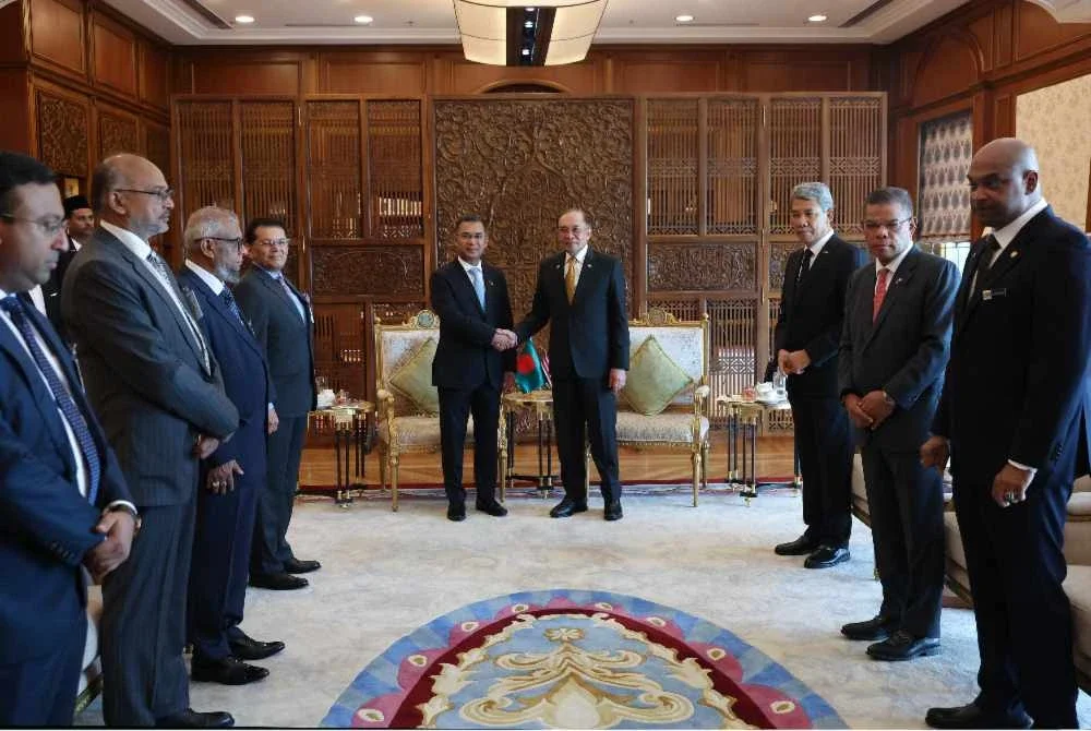 Kerjasama Malaysia-Bangladesh diperluas ke bidang AI, semikonduktor, pertumbuhan baharu – Anwar Kerjasama Malaysia-Bangladesh diperluas ke bidang AI, semikonduktor, pertumbuhan baharu – Anwar