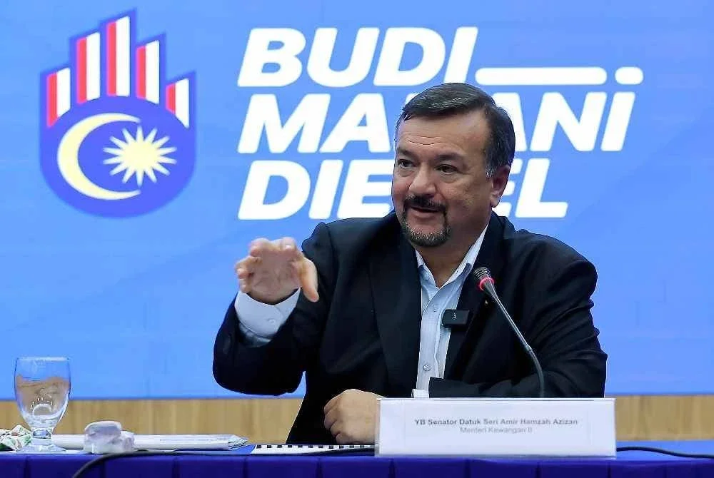 Pembaharuan Penyasaran Subsidi Diesel: Pemilik pikap, jip boleh mohon tambahan 100 liter Pembaharuan Penyasaran Subsidi Diesel: Pemilik pikap, jip boleh mohon tambahan 100 liter