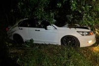 Kereta dipandu lelaki Thailand yang membawa sembilan PATI. - FOTO: PGA